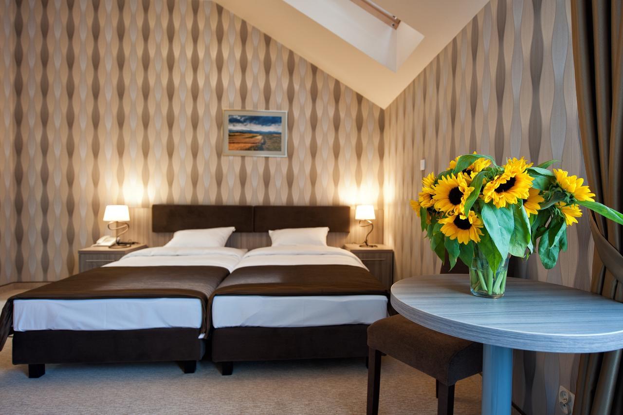 Swietokrzyska Polana - Medical Resort Chrusty Экстерьер фото